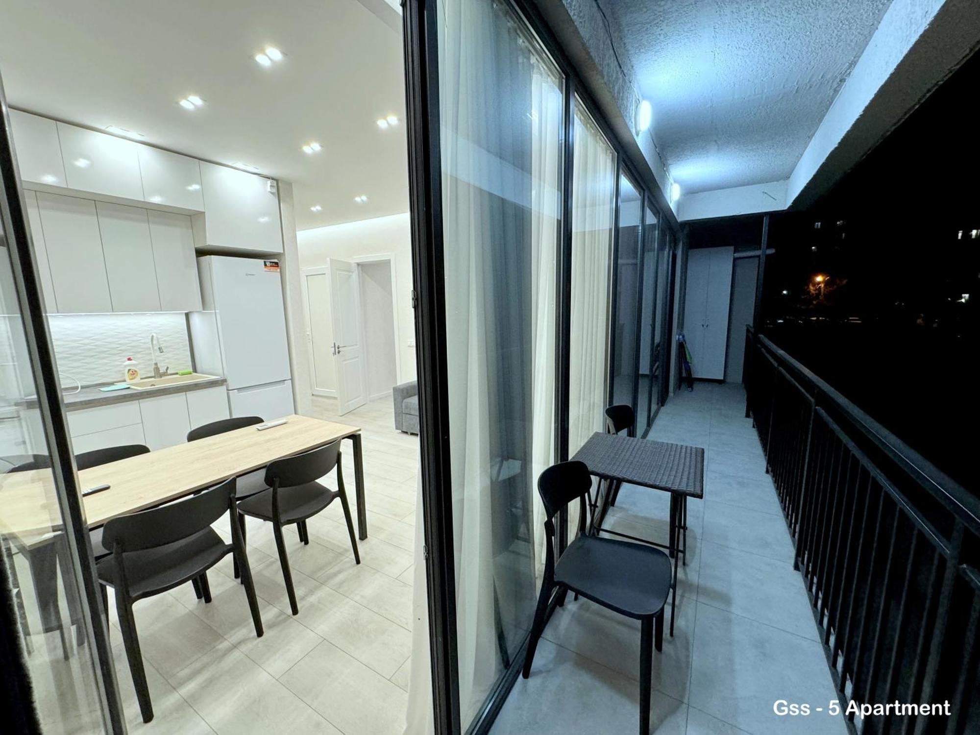 Gss - 5 Apartment ティビリシ エクステリア 写真